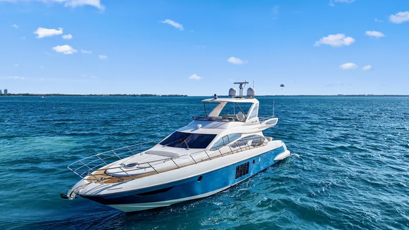 Juliet Yacht Photos Pics 