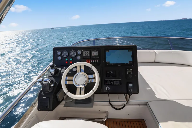 Juliet Yacht Photos Pics 