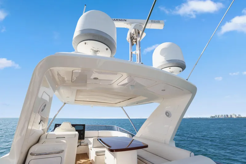 Juliet Yacht Photos Pics 