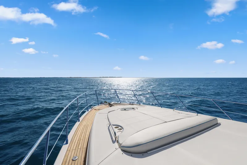 Juliet Yacht Photos Pics 