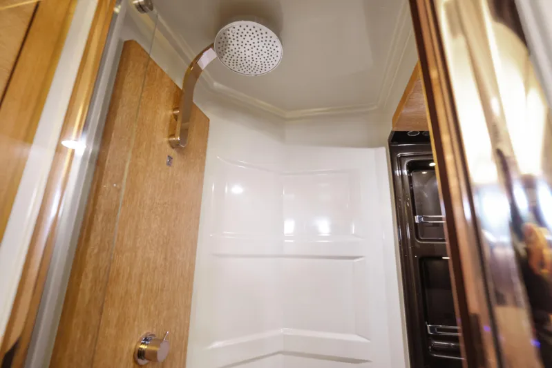 Juliet Yacht Photos Pics 