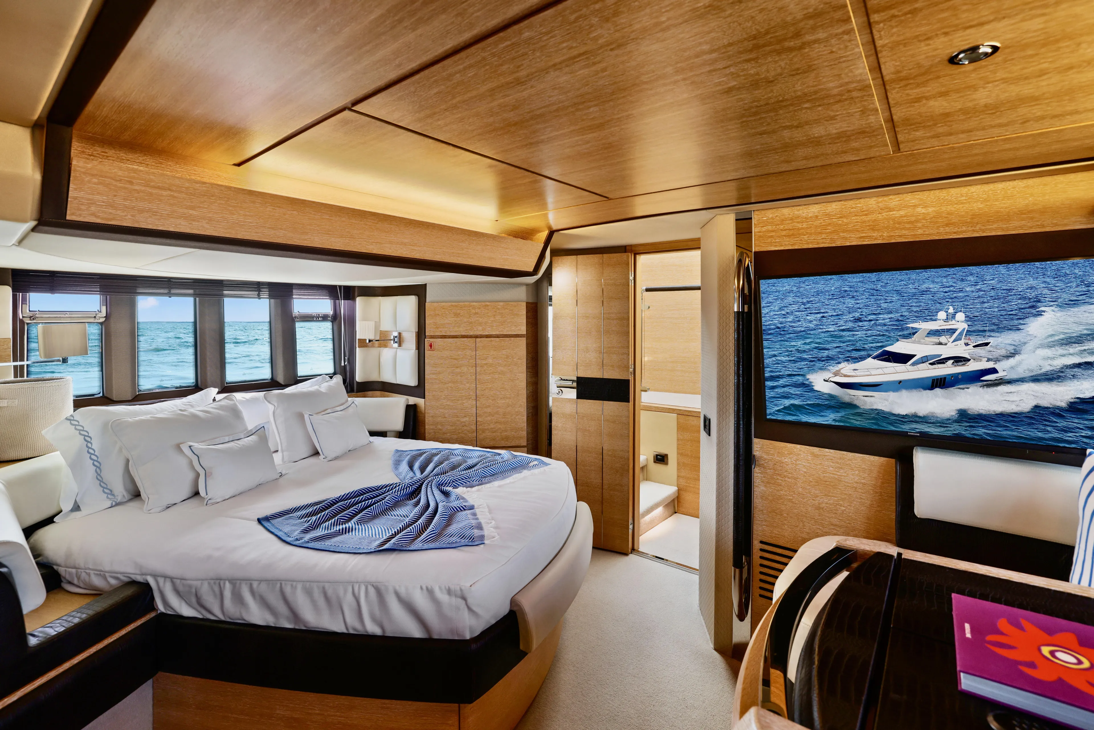 Juliet Yacht Photos Pics 