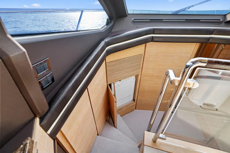 Juliet Yacht Photos Pics 