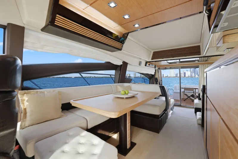 Juliet Yacht Photos Pics 