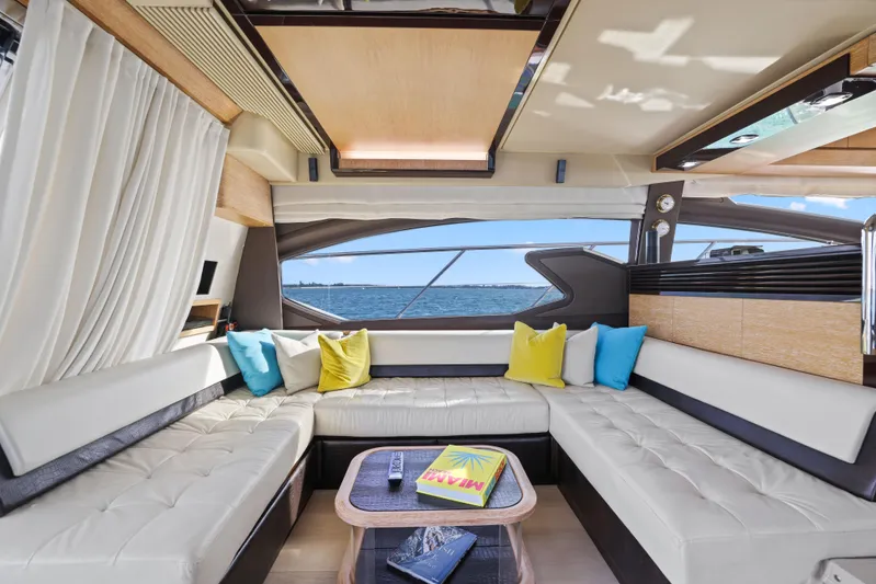 Juliet Yacht Photos Pics 