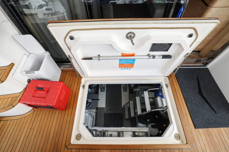 Juliet Yacht Photos Pics 