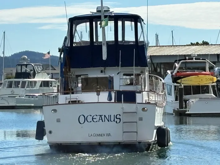 Oceanus Yacht Photos Pics 