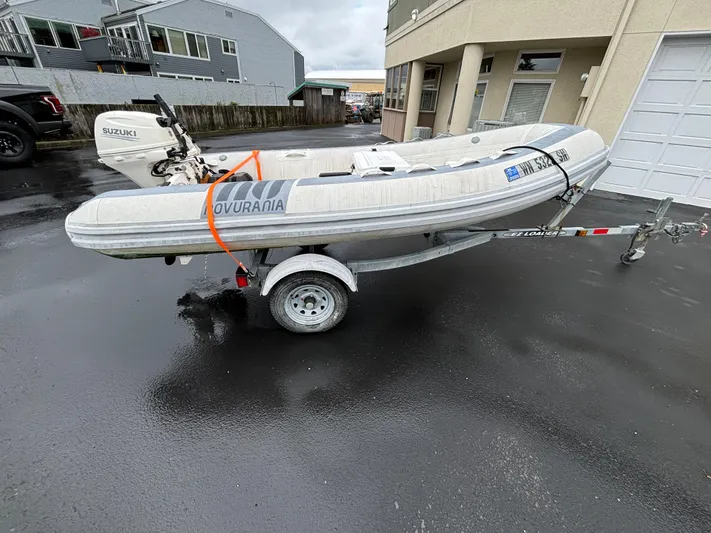 Oceanus Yacht Photos Pics 