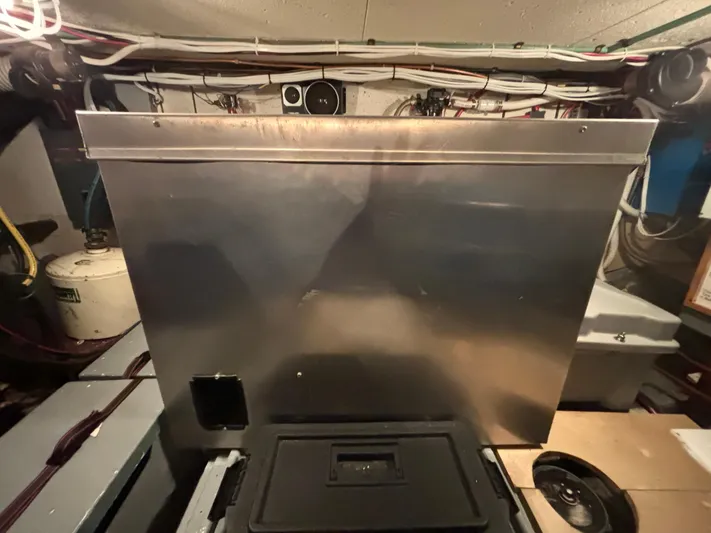 Oceanus Yacht Photos Pics 