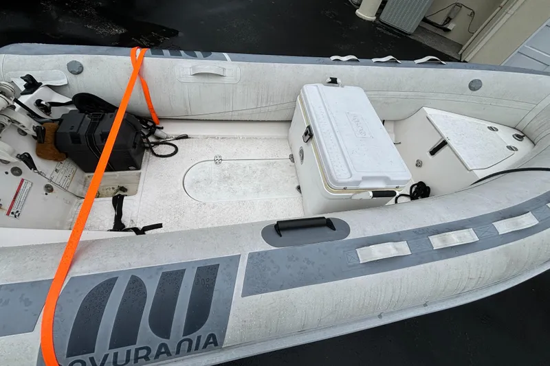 Oceanus Yacht Photos Pics 