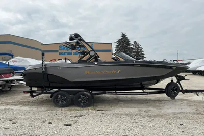MasterCraft X22