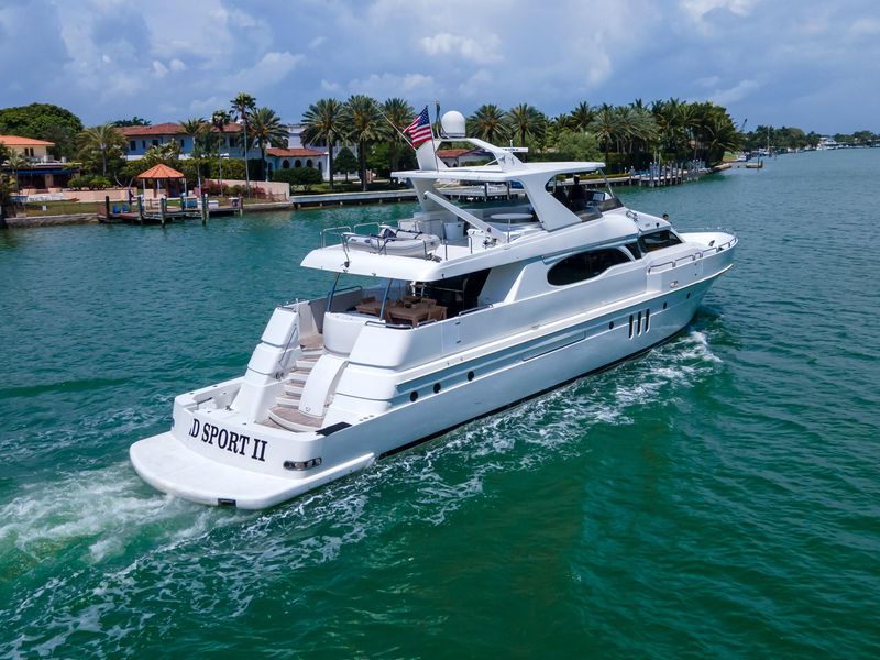 2009 Tango COCKPIT MOTOR YACHT