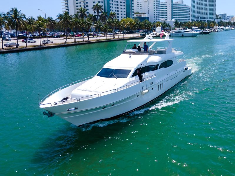 2009 Tango COCKPIT MOTOR YACHT