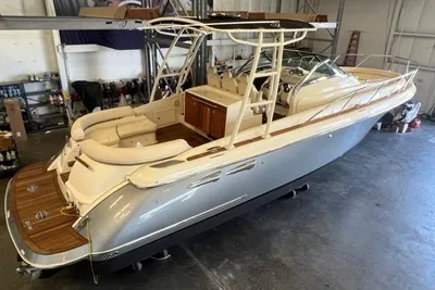 Chris-Craft Launch 38