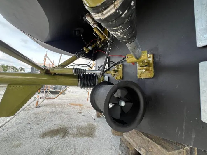 Vidi Yacht Photos Pics 74&apos;Pershing-Vidi95.jpg