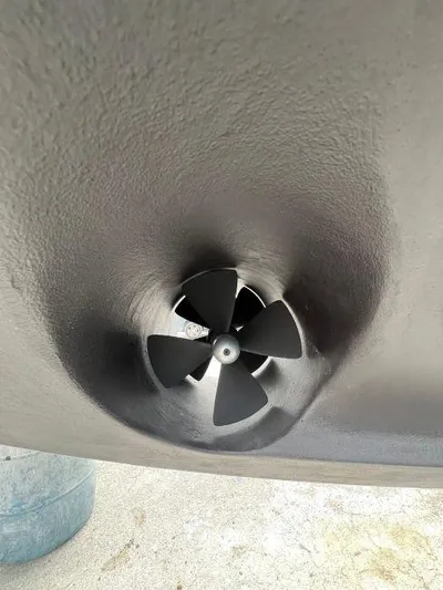 Vidi Yacht Photos Pics 74&apos;Pershing-Vidi92.jpg