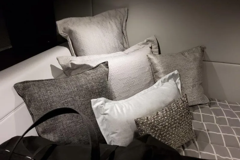  Yacht Photos Pics Luxurious cushions on a 2021 Formula 380 Super Sport Crossover I/O interior.