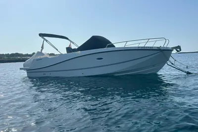 2023 Quicksilver 755 sundeck