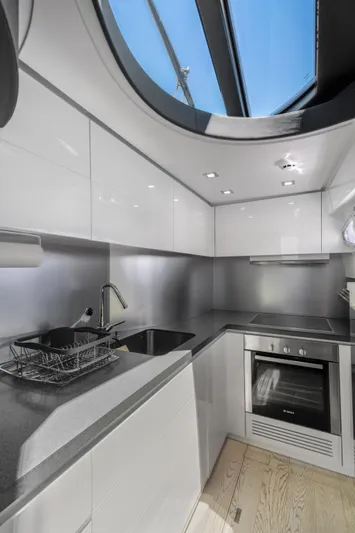 Vidi Yacht Photos Pics 