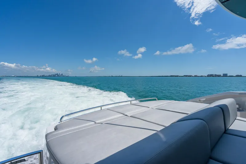 Vidi Yacht Photos Pics 