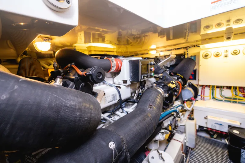 Bite Me Yacht Photos Pics 