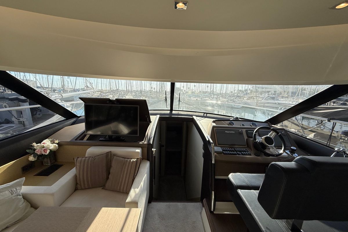 2017 Prestige 59 