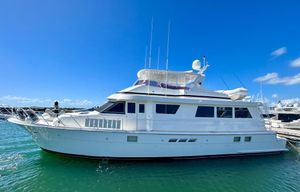 Hatteras 70