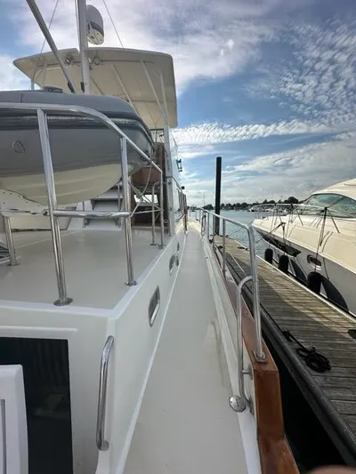 Blue Glass Yacht Photos Pics 