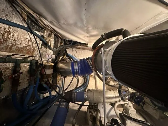 Blue Glass Yacht Photos Pics 