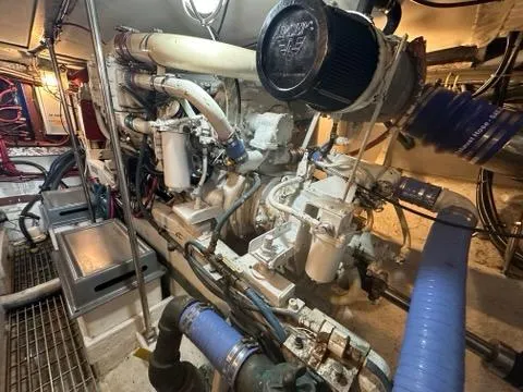 Blue Glass Yacht Photos Pics 