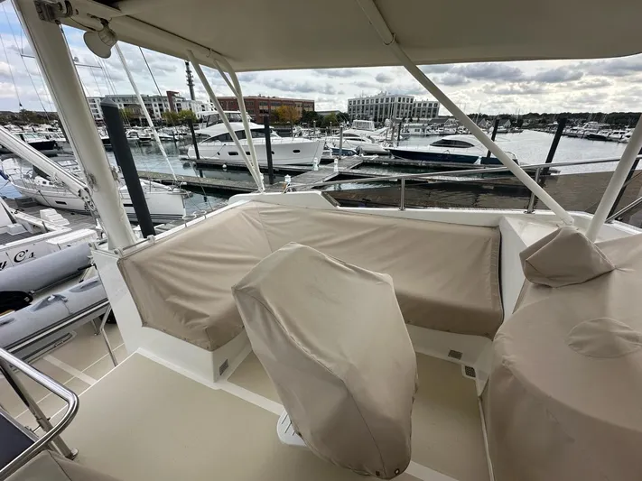 Blue Glass Yacht Photos Pics 