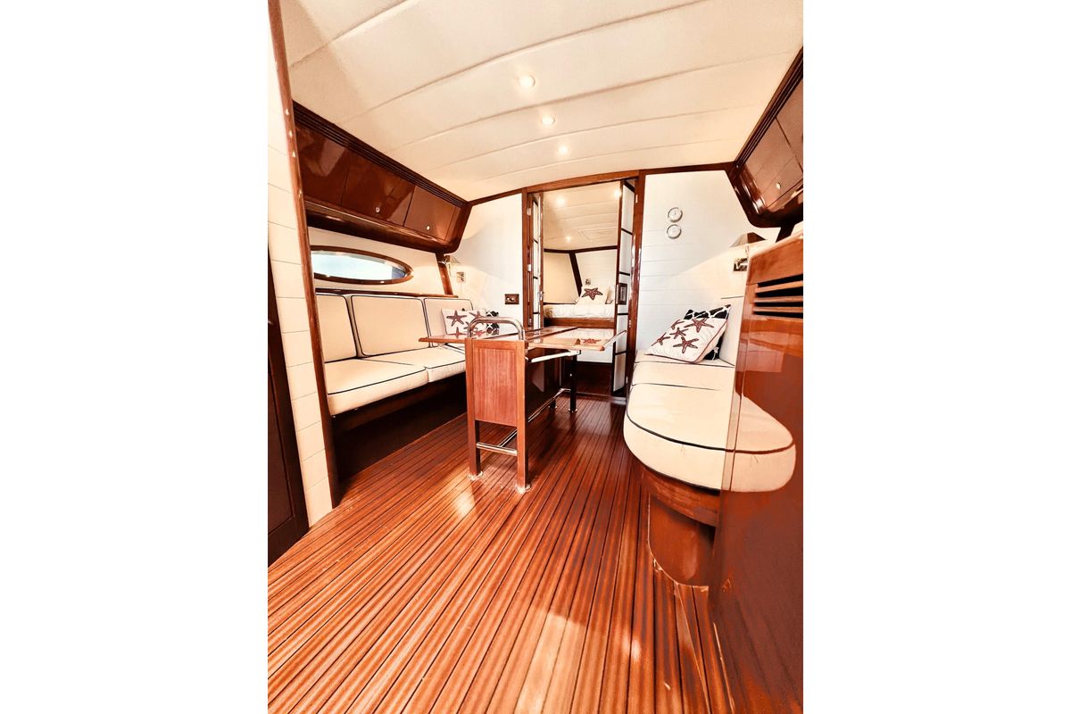 2013 Camper & Nicholsons 45 