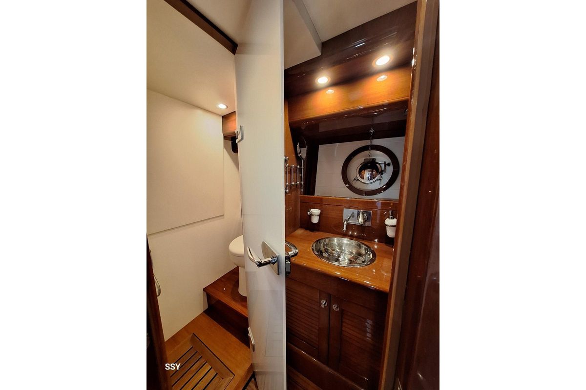 2013 Camper & Nicholsons 45 