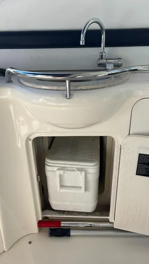 Lowest Price In Usa ! Yacht Photos Pics 2008 Sea Ray 380 Sundancer boat sink with storage compartment and cooler.
