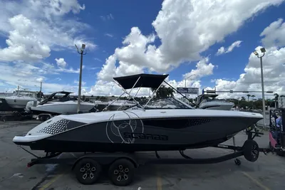 Scarab 255 ID