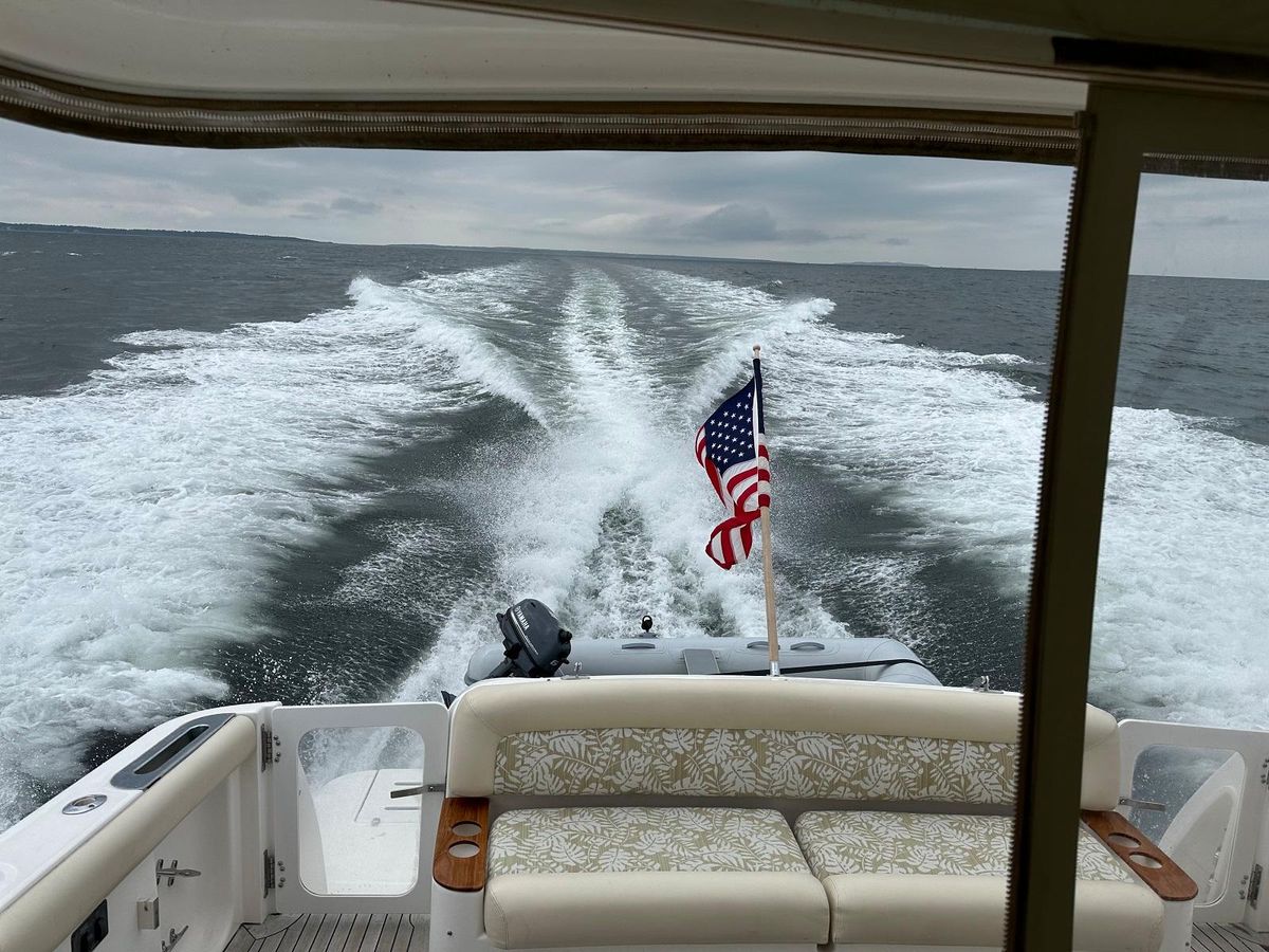 2006 Tiara Yachts 44 