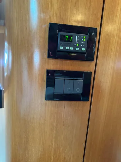 " Sarah Jane " Yacht Photos Pics AC/Heat