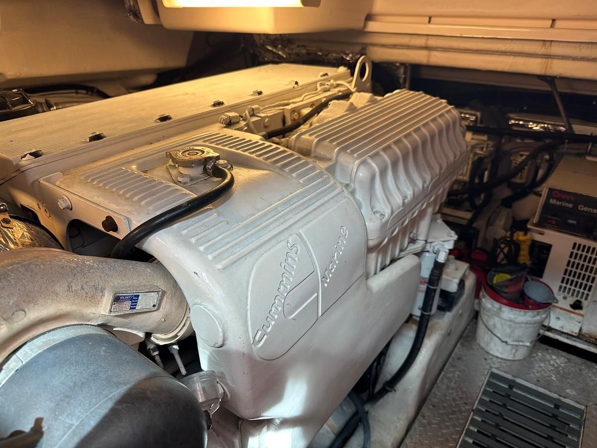 2006 Tiara Yachts 44 