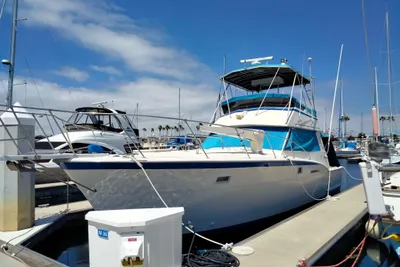 Hatteras 42' Hatteras Convertible