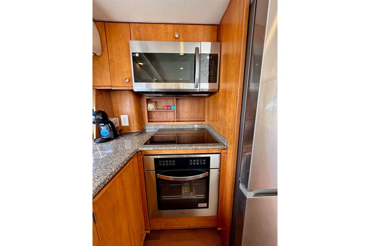 2004 Meridian 59 