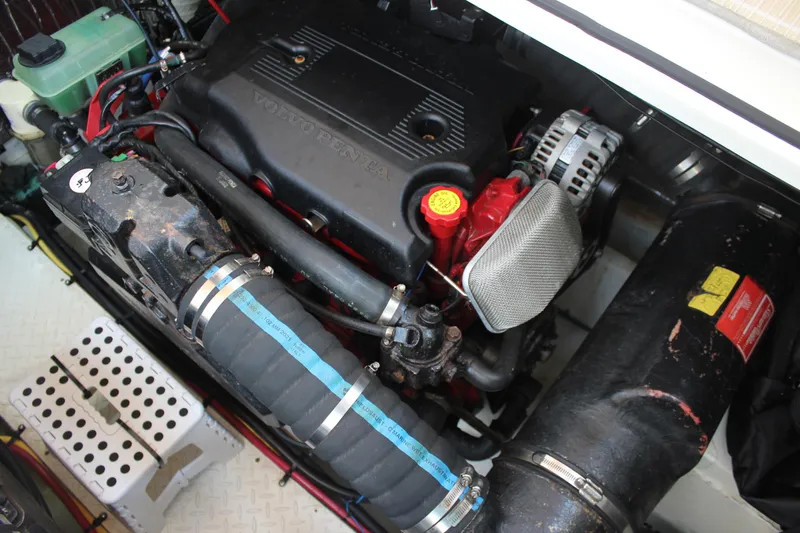 My Jojo Yacht Photos Pics Engine compartment of a 2005 Cruisers Yachts 370 Express, featuring a Volvo Penta engine.