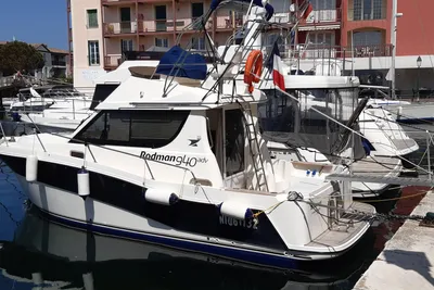 2008 Rodman 940