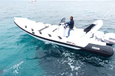 2016 Selva 800