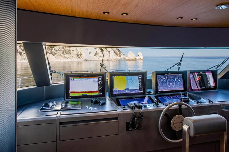  Yacht Photos Pics Helm of Custom Line Navetta 30 yacht, 2023 model.