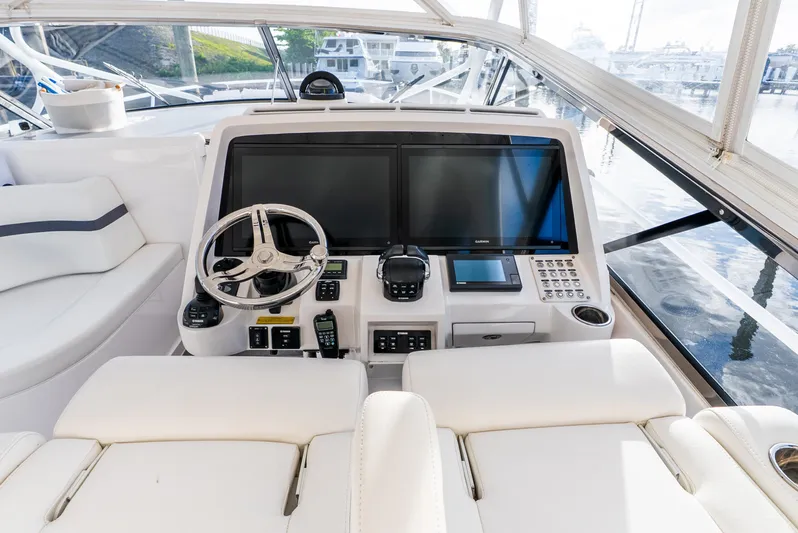 Her Salt Bouys Yacht Photos Pics 