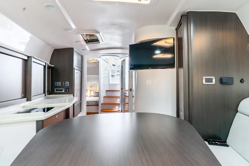 Her Salt Bouys Yacht Photos Pics 