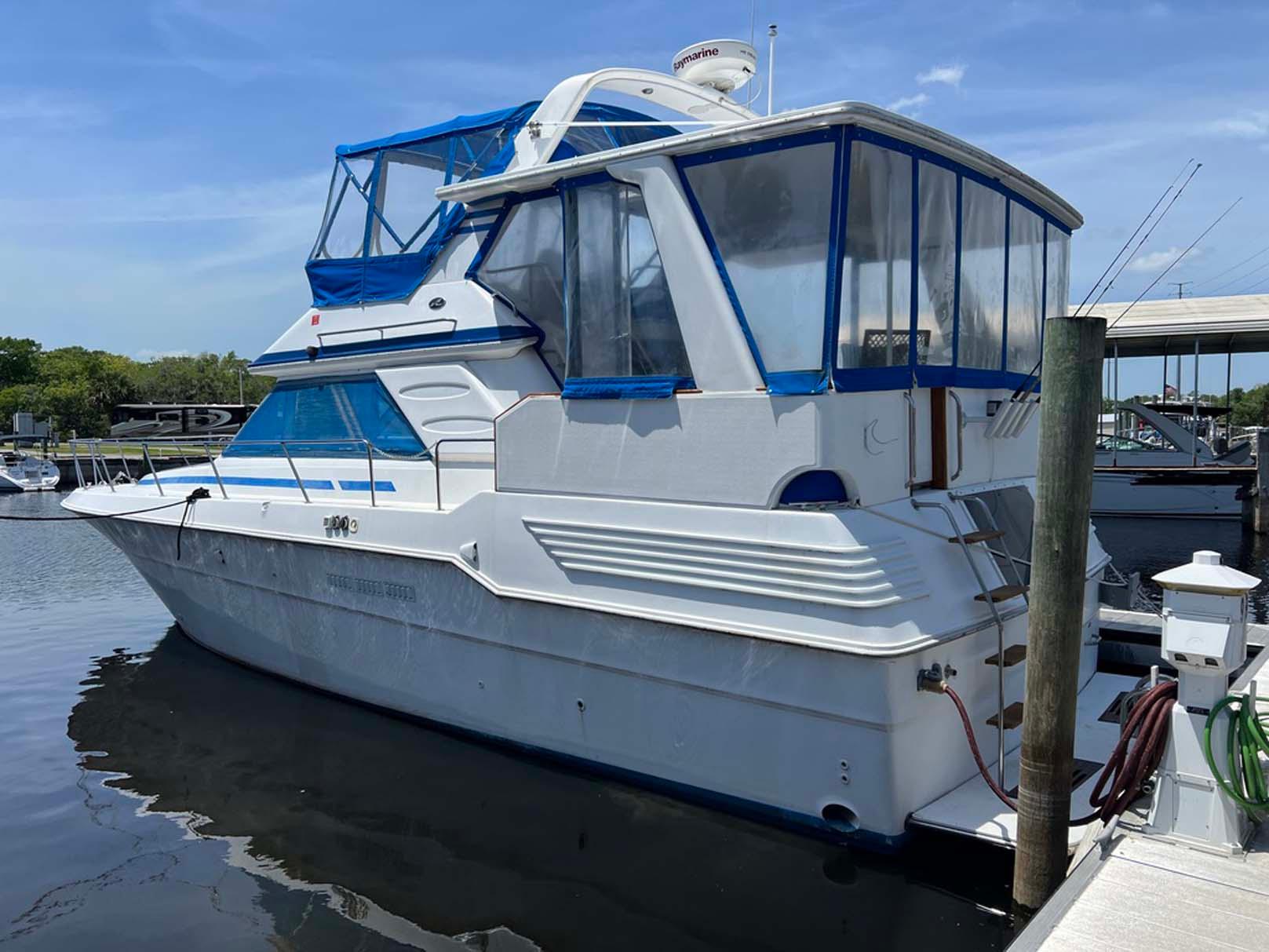 Used Sea Ray 440 Aft Cabin in Florida - iNautia