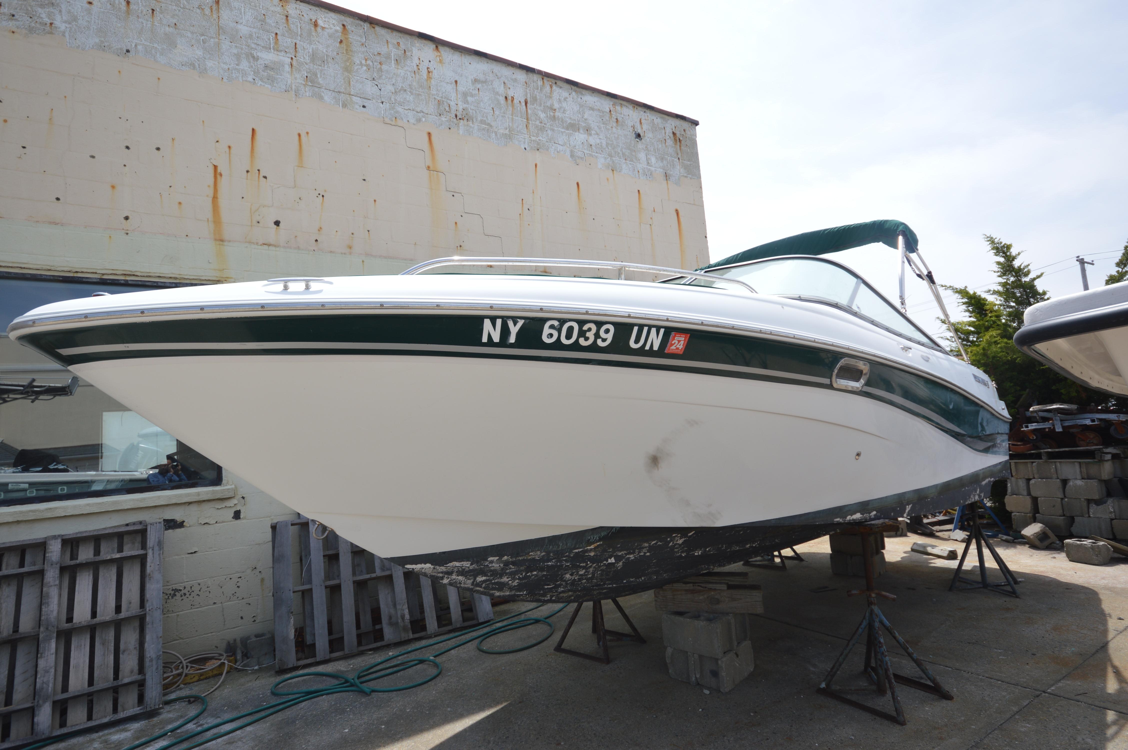 2003 Four Winns 240 Horizon