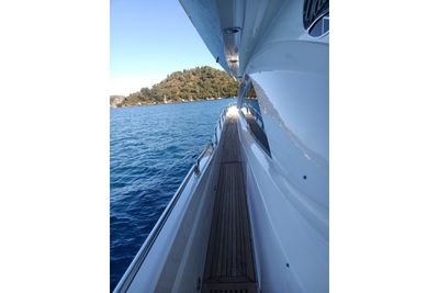 Yacht