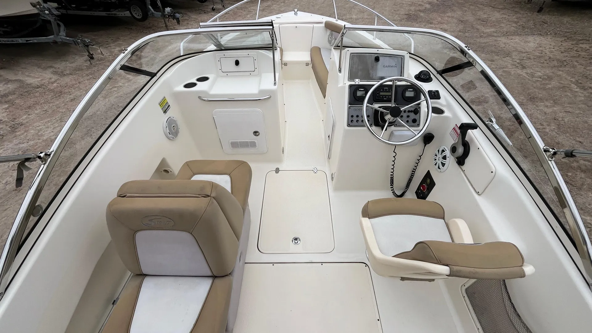 2015 Scout 210 Dorado Photo